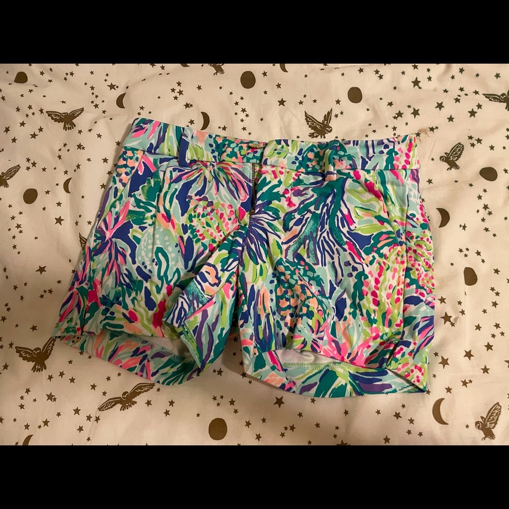 Super soft Lilly Pulitzer floral shorts